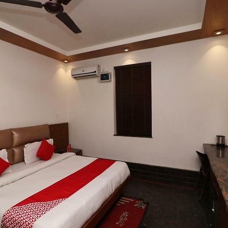 Oyo 10448 Green View Home Stay Dehradun Exteriör bild