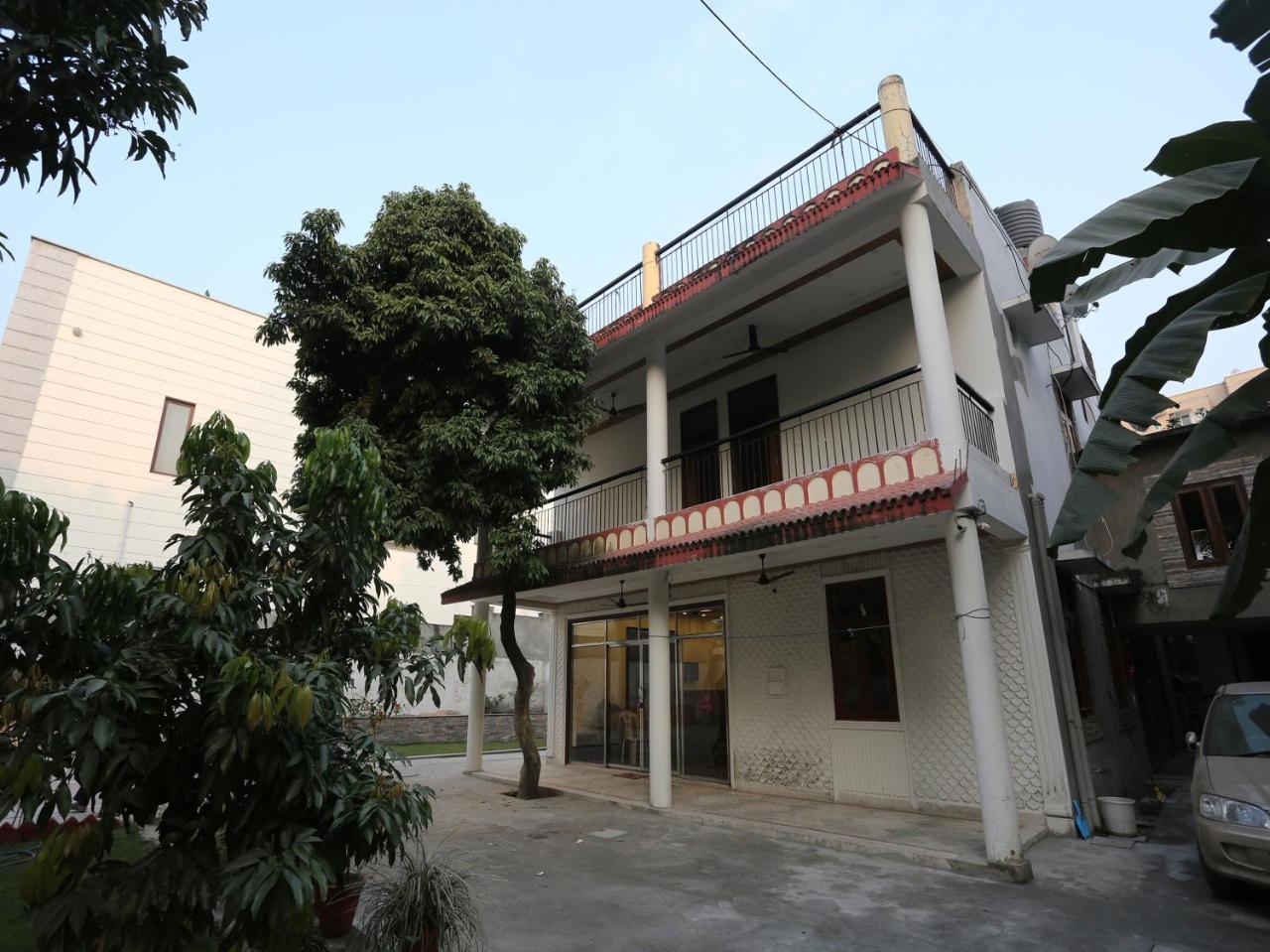Oyo 10448 Green View Home Stay Dehradun Exteriör bild