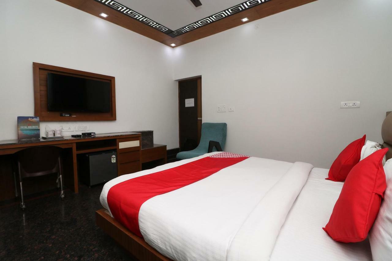 Oyo 10448 Green View Home Stay Dehradun Exteriör bild