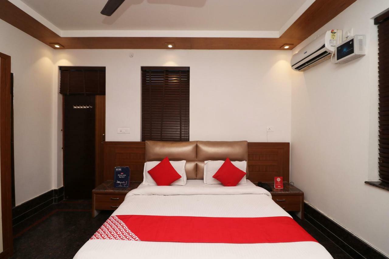 Oyo 10448 Green View Home Stay Dehradun Exteriör bild