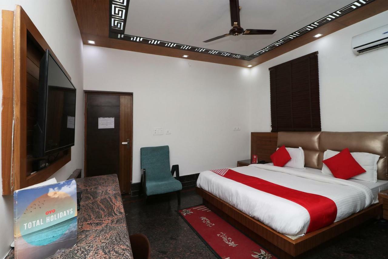 Oyo 10448 Green View Home Stay Dehradun Exteriör bild