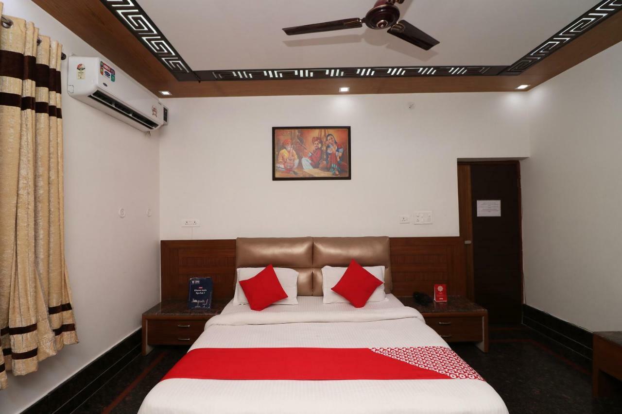 Oyo 10448 Green View Home Stay Dehradun Exteriör bild