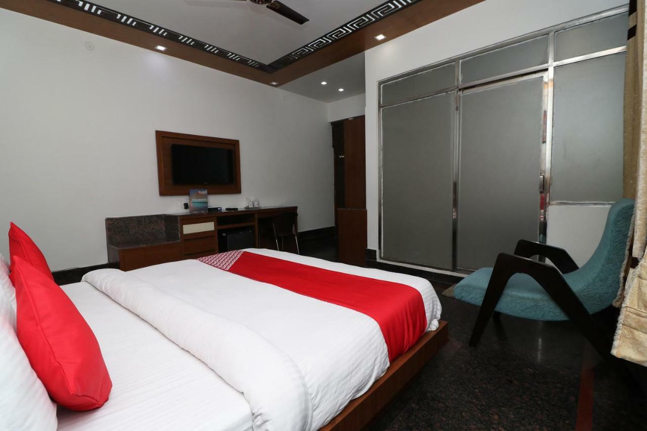 Oyo 10448 Green View Home Stay Dehradun Exteriör bild